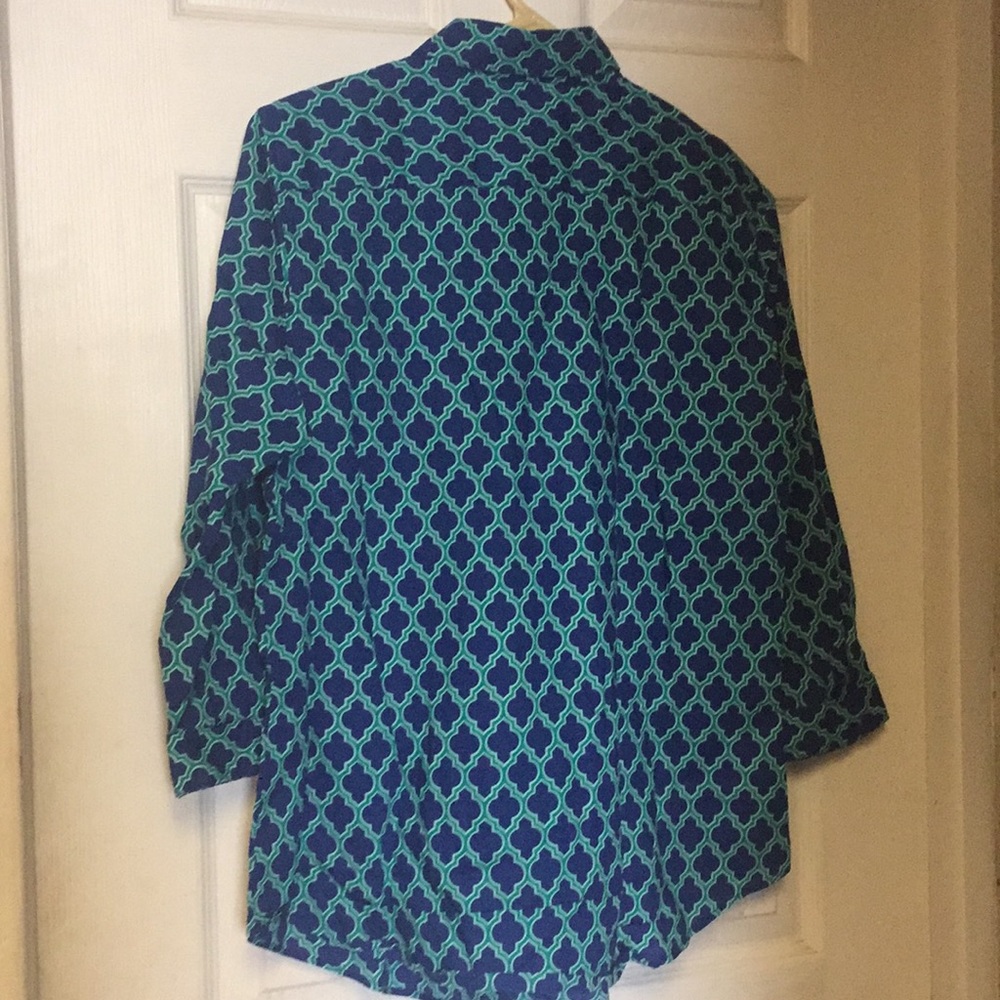 LANDS’END BUTTON DOWN - Picture 4 of 6